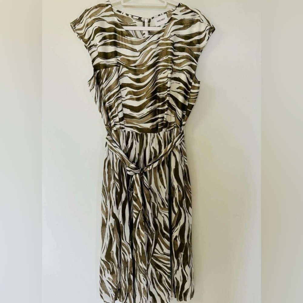 ZEBRA Midi Dress Tie Waist Cap Sleeve Back Zip BrownWhite partially lined